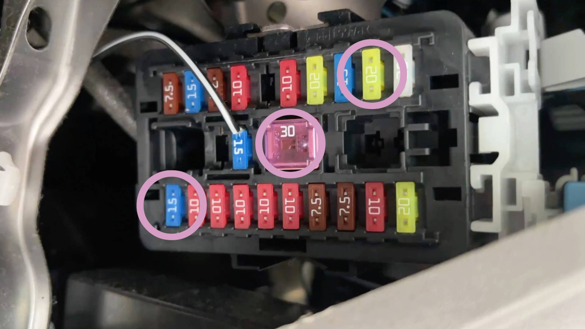 【軽バンカスタマイズ25】何時でもパワーウィンドウで車中泊をもっと快適に❗️