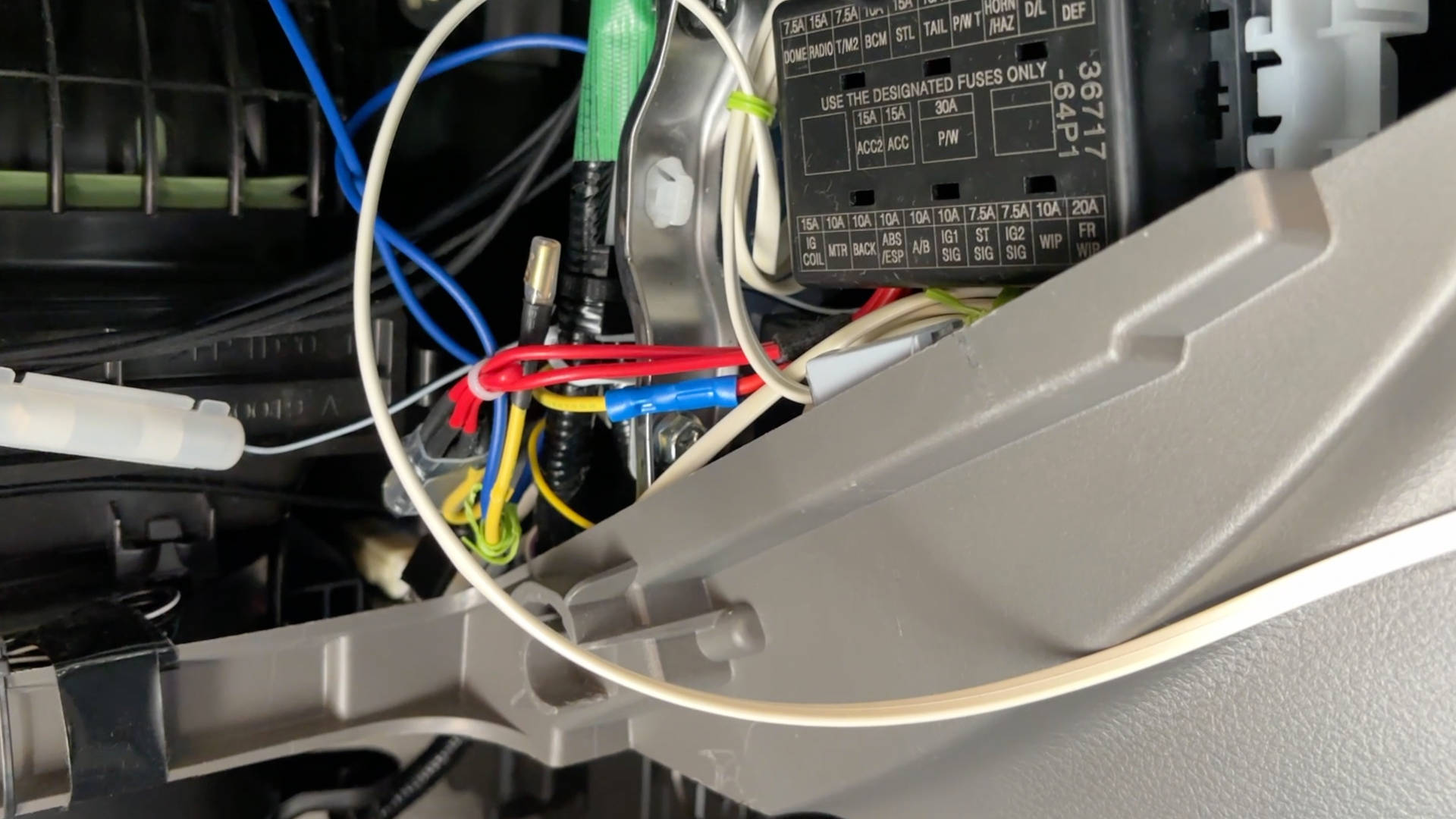 【軽バンカスタマイズ25】何時でもパワーウィンドウで車中泊をもっと快適に❗️