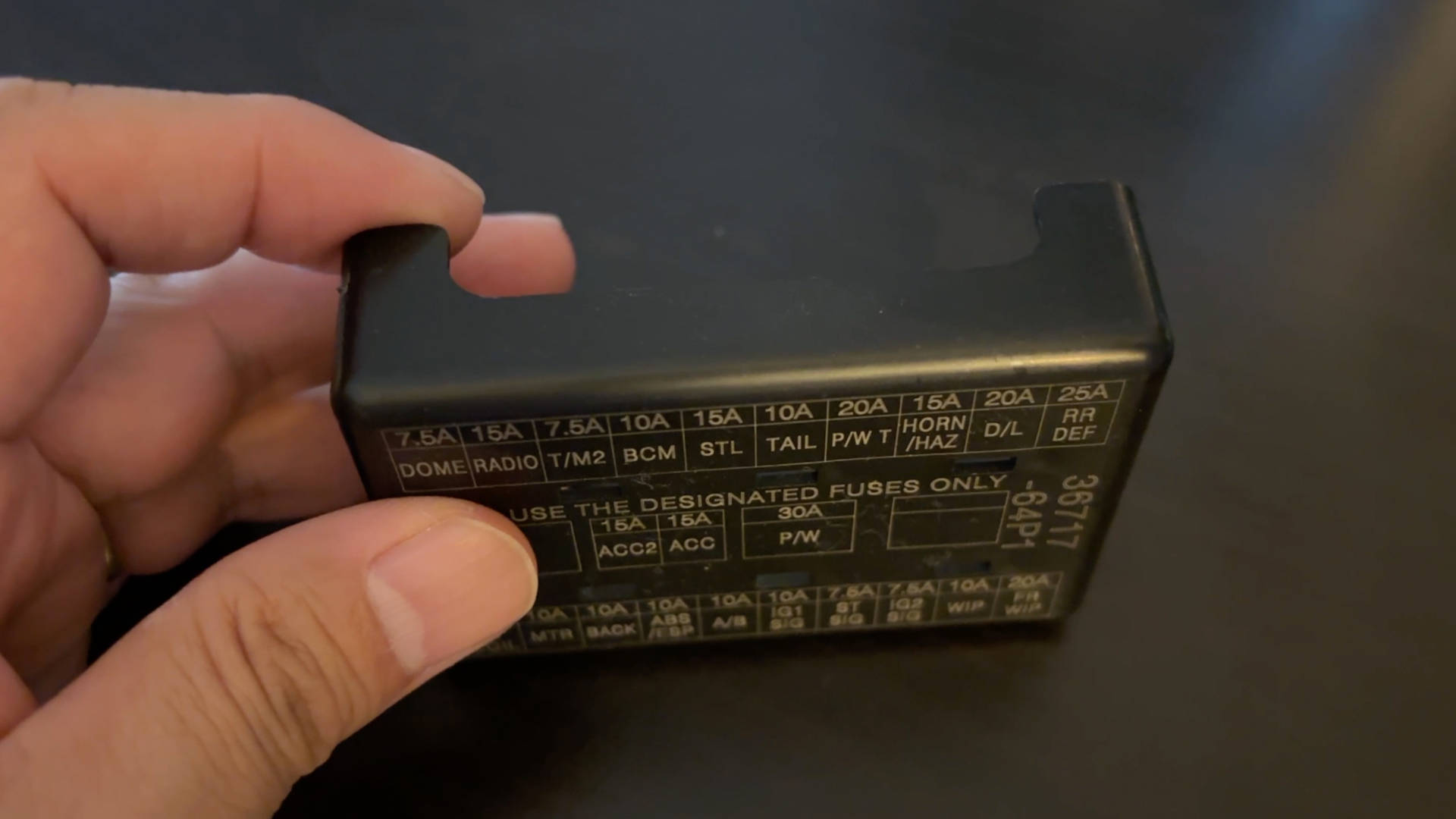 【軽バンカスタマイズ25】何時でもパワーウィンドウで車中泊をもっと快適に❗️