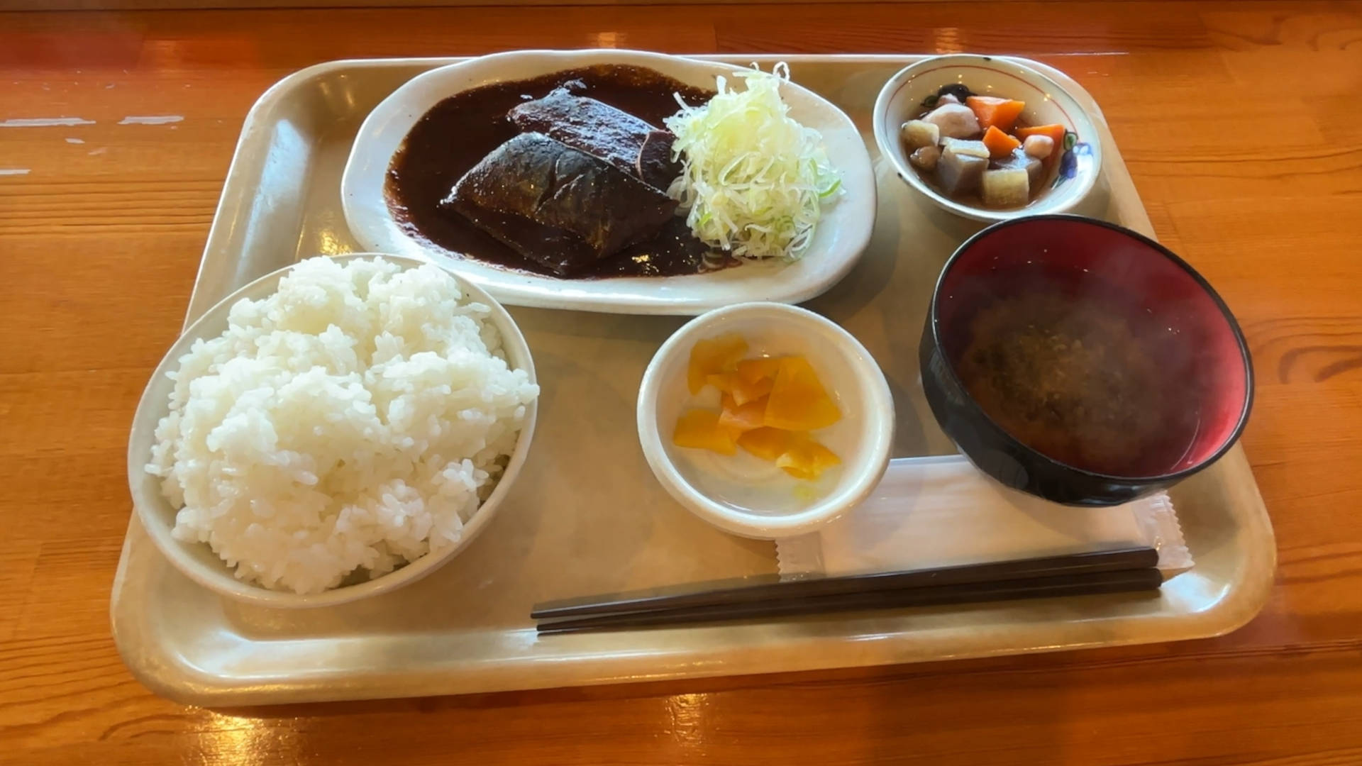 【軽バン車中泊20】魚沼産(北魚沼産?)と南魚沼産コシヒカリの食べ比べで道の駅南魚沼で車中泊