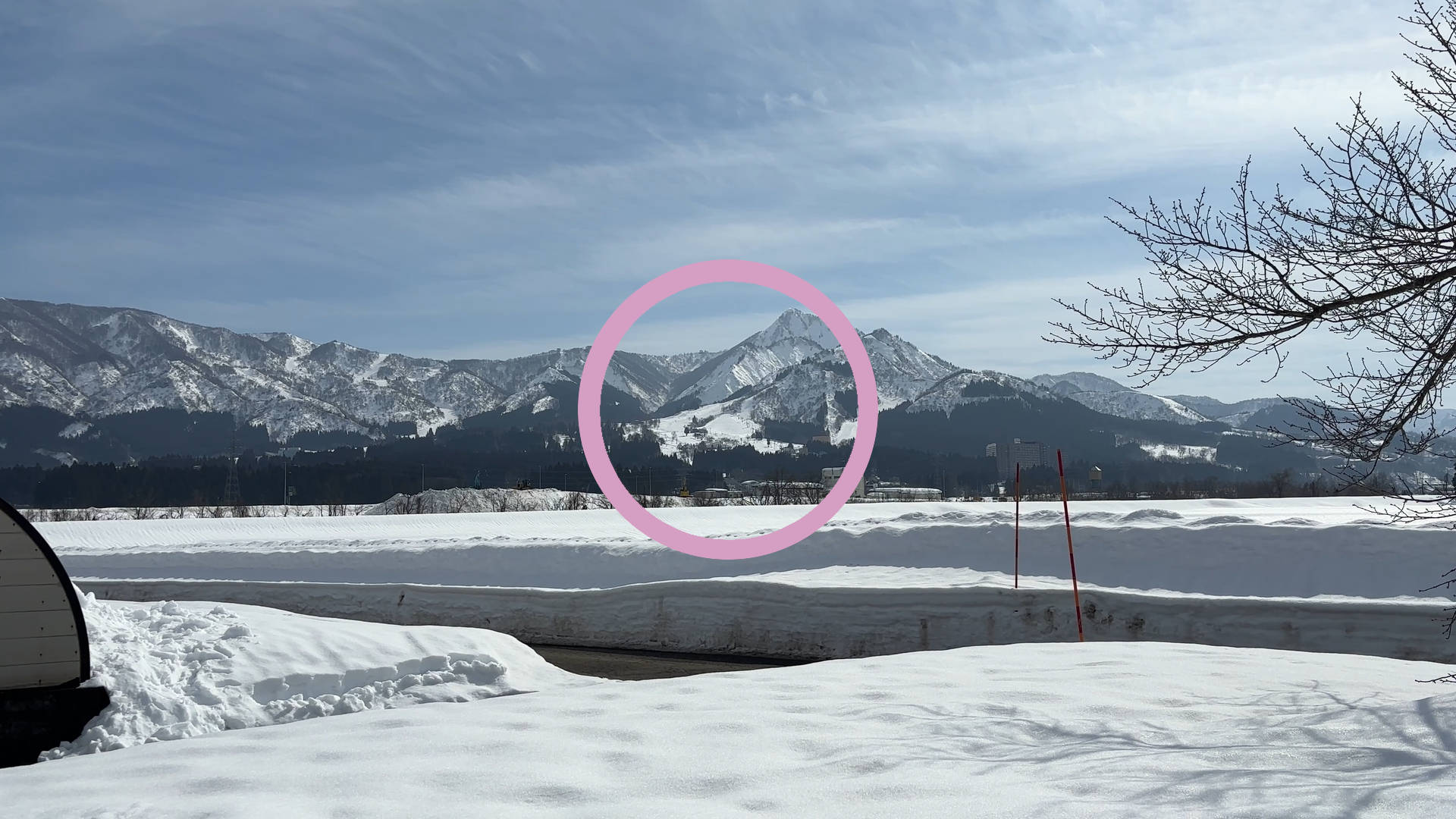 【軽バン車中泊20】魚沼産(北魚沼産?)と南魚沼産コシヒカリの食べ比べで道の駅南魚沼で車中泊