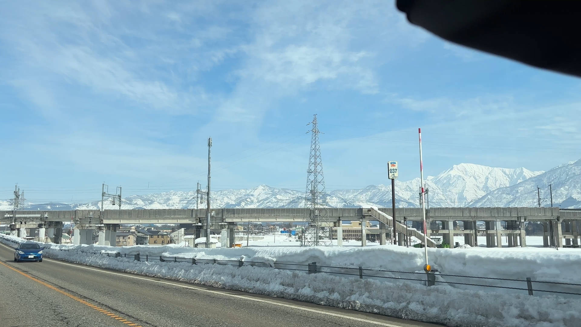 【軽バン車中泊20】魚沼産(北魚沼産?)と南魚沼産コシヒカリの食べ比べで道の駅南魚沼で車中泊