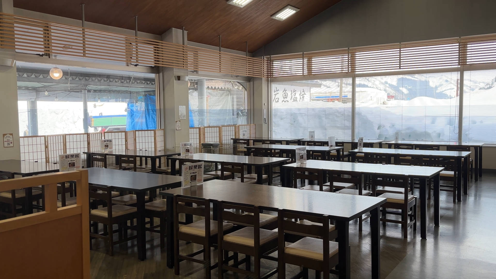 【軽バン車中泊20】魚沼産(北魚沼産?)と南魚沼産コシヒカリの食べ比べで道の駅南魚沼で車中泊