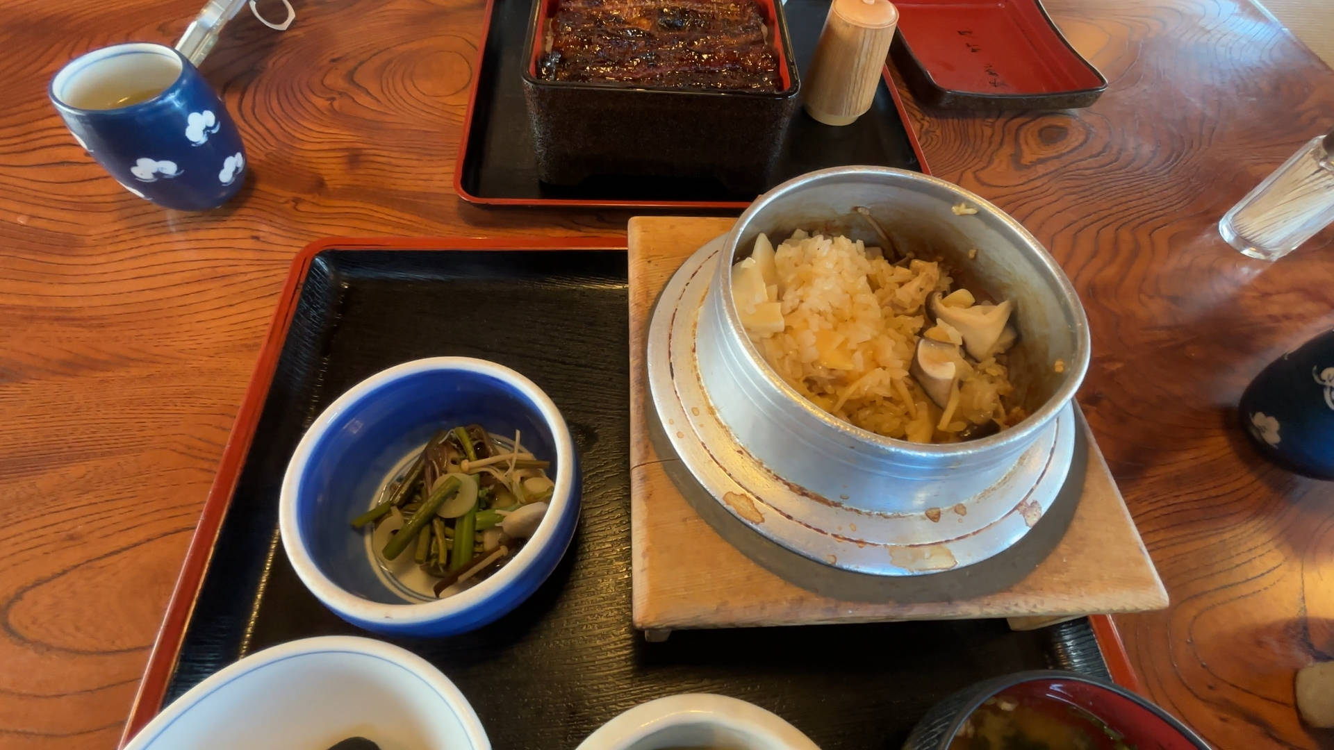 【軽バン車中泊20】魚沼産(北魚沼産?)と南魚沼産コシヒカリの食べ比べで道の駅南魚沼で車中泊