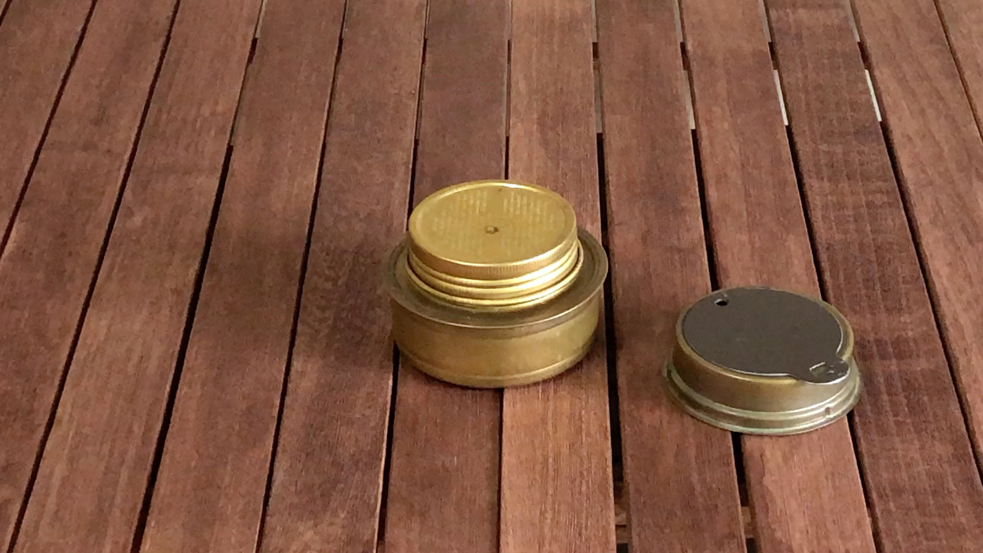 【DIY】缶詰のフタとハサミだけでトランギア消火フタの取っ手問題を解決