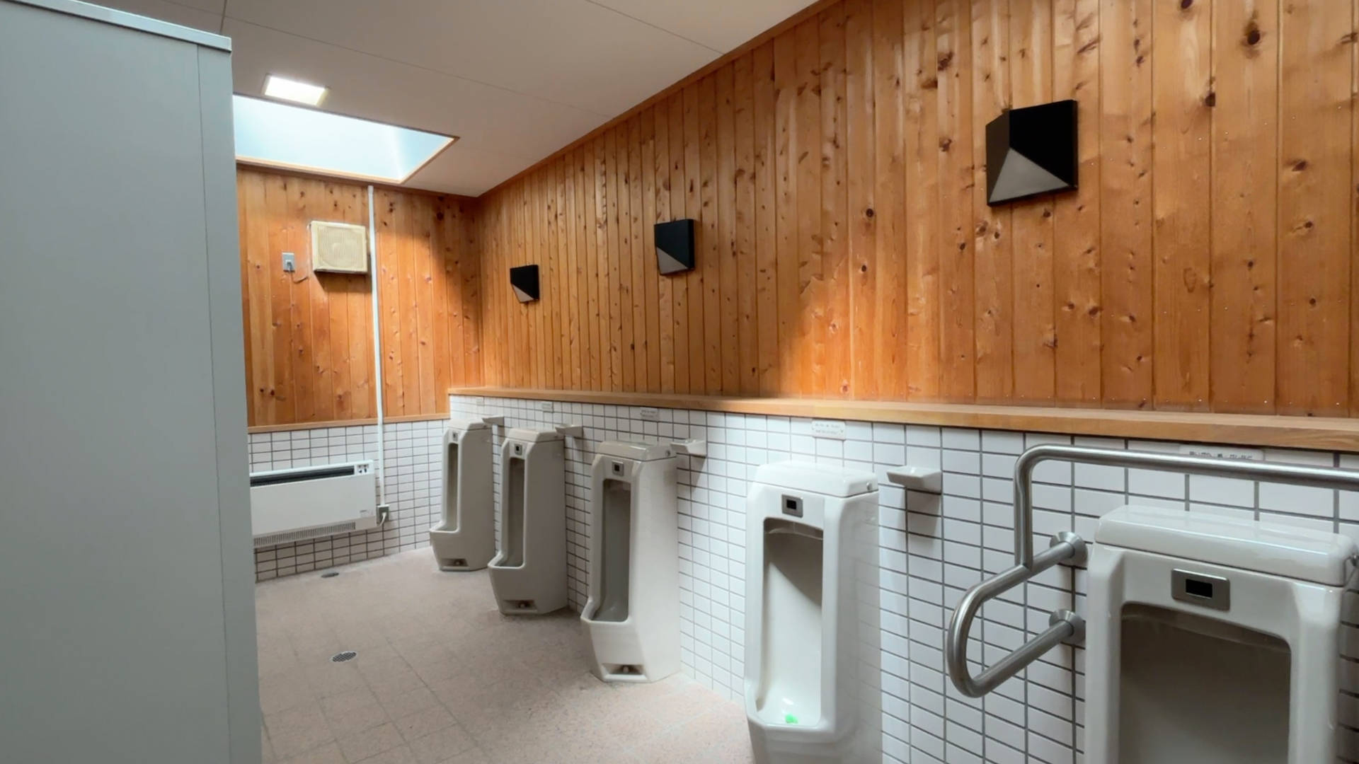 【軽バンキャンプ33】真夏の標高1,200mの高原にあるキャンプ場、荒船パノラマキャンプフィールドの区画サイトでキャンプ