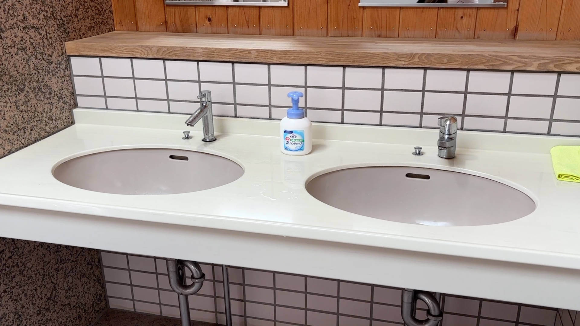 【軽バンキャンプ33】真夏の標高1,200mの高原にあるキャンプ場、荒船パノラマキャンプフィールドの区画サイトでキャンプ