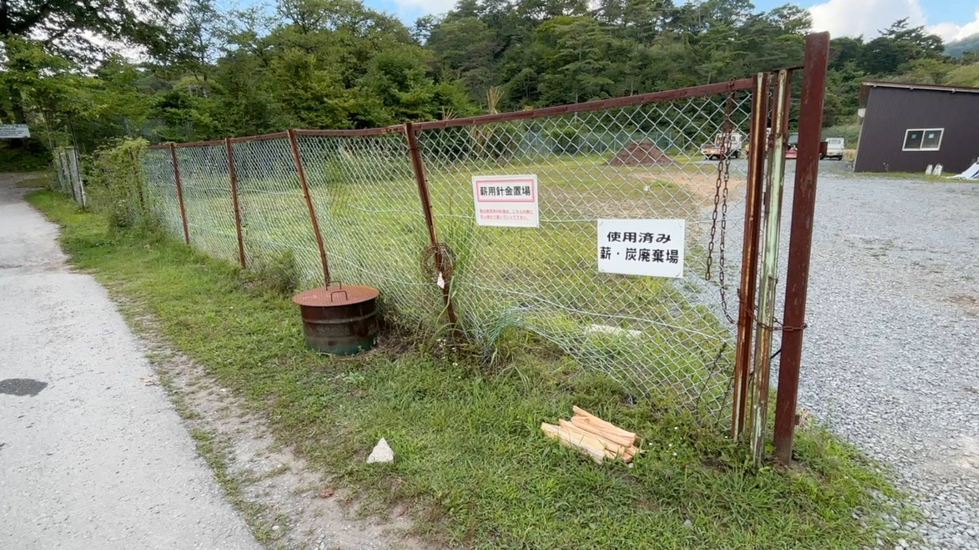【軽バンキャンプ33】真夏の標高1,200mの高原にあるキャンプ場、荒船パノラマキャンプフィールドの区画サイトでキャンプ
