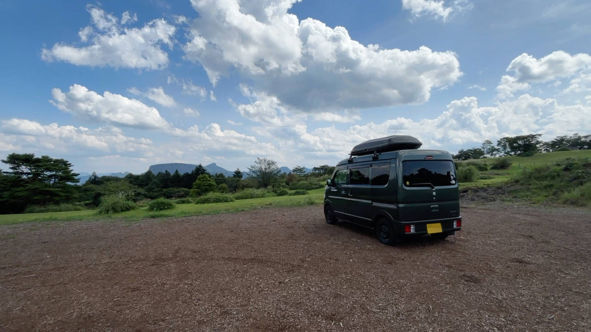 【軽バンキャンプ33】真夏の標高1,200mの高原にあるキャンプ場、荒船パノラマキャンプフィールドの区画サイトでキャンプ