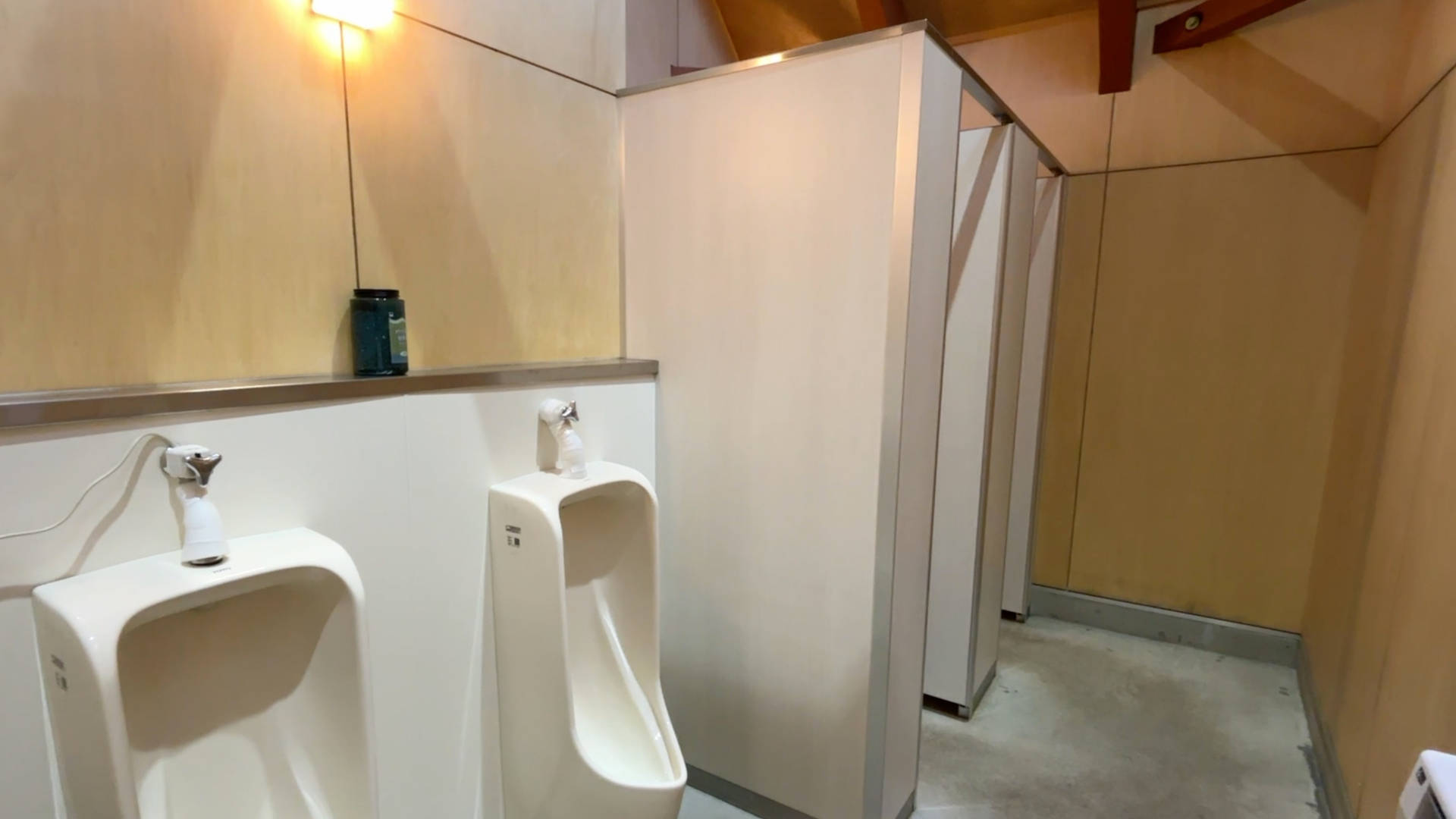 【軽バンキャンプ33】真夏の標高1,200mの高原にあるキャンプ場、荒船パノラマキャンプフィールドの区画サイトでキャンプ