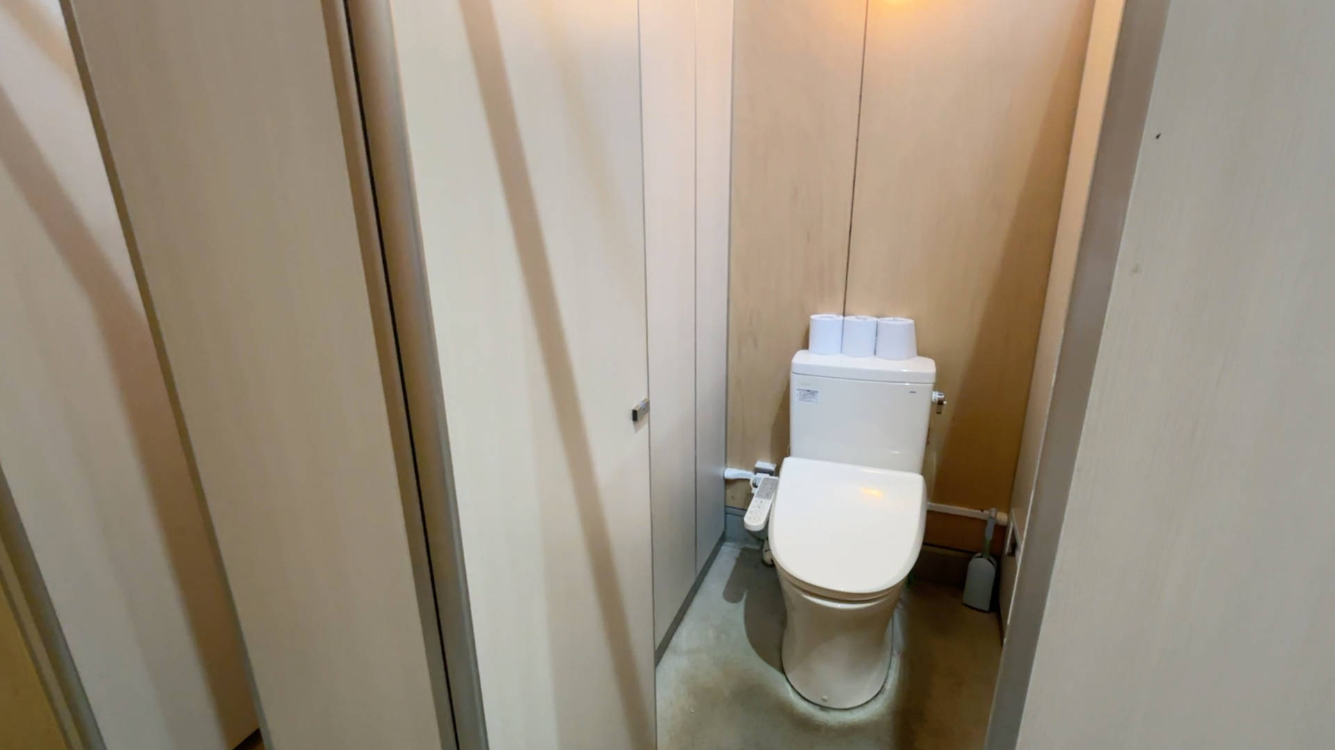 【軽バンキャンプ33】真夏の標高1,200mの高原にあるキャンプ場、荒船パノラマキャンプフィールドの区画サイトでキャンプ