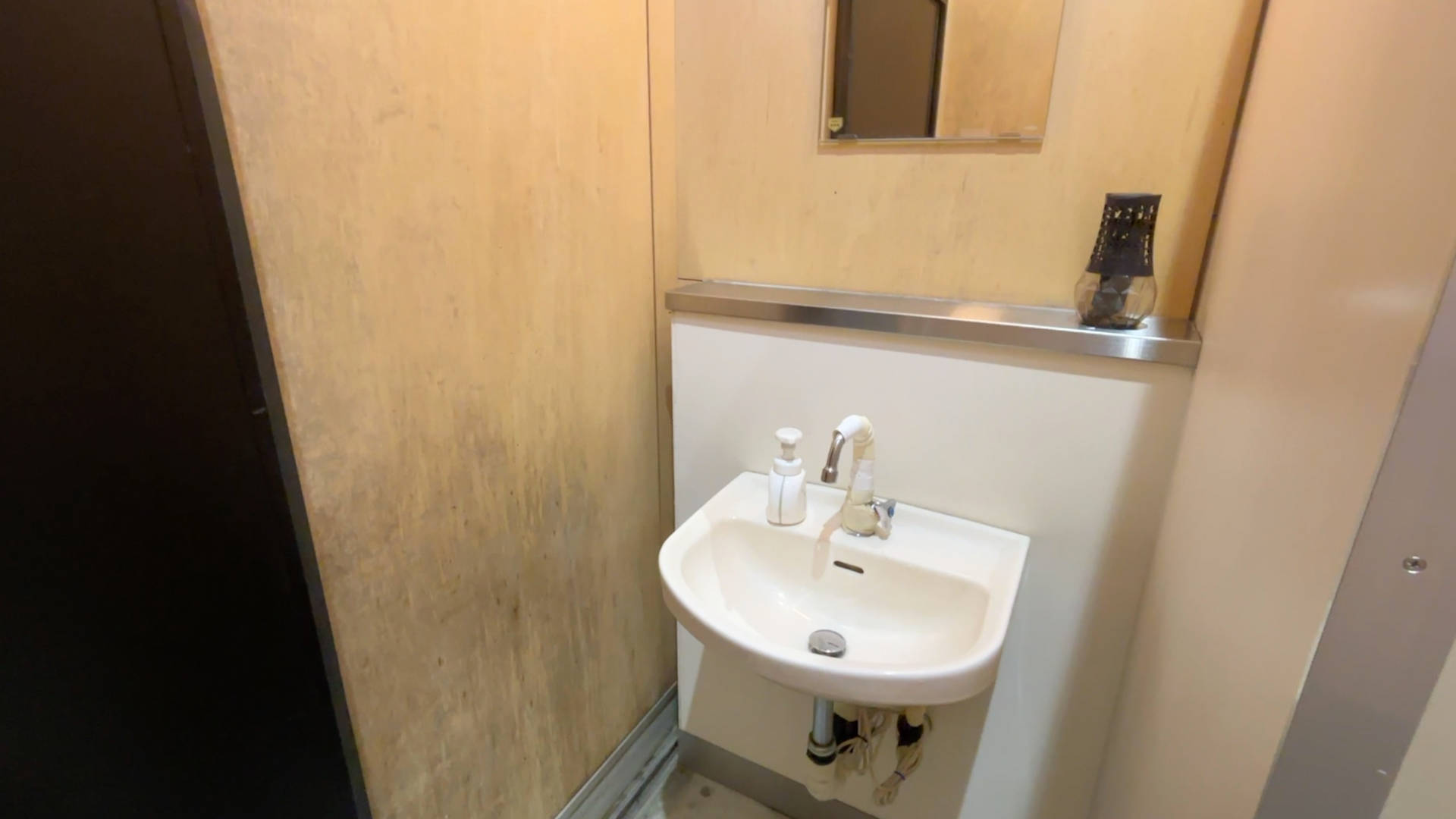 【軽バンキャンプ33】真夏の標高1,200mの高原にあるキャンプ場、荒船パノラマキャンプフィールドの区画サイトでキャンプ