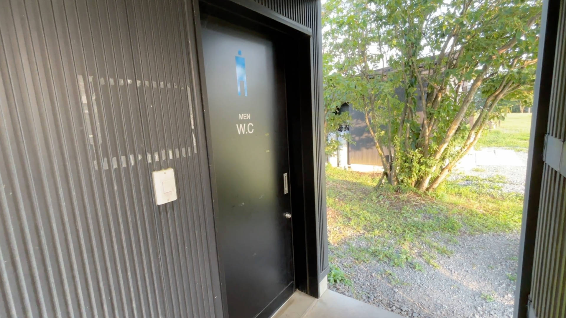 【軽バンキャンプ33】真夏の標高1,200mの高原にあるキャンプ場、荒船パノラマキャンプフィールドの区画サイトでキャンプ