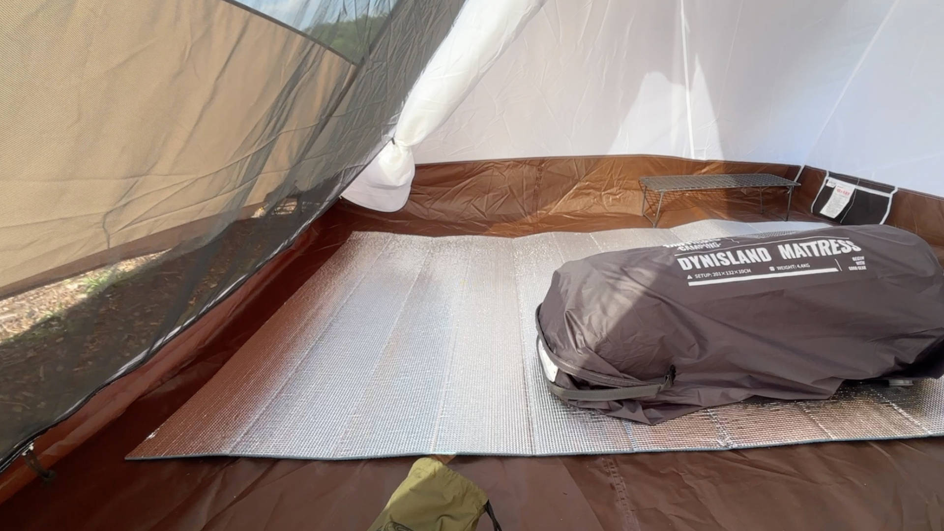 【軽バンキャンプ33】真夏の標高1,200mの高原にあるキャンプ場、荒船パノラマキャンプフィールドの区画サイトでキャンプ