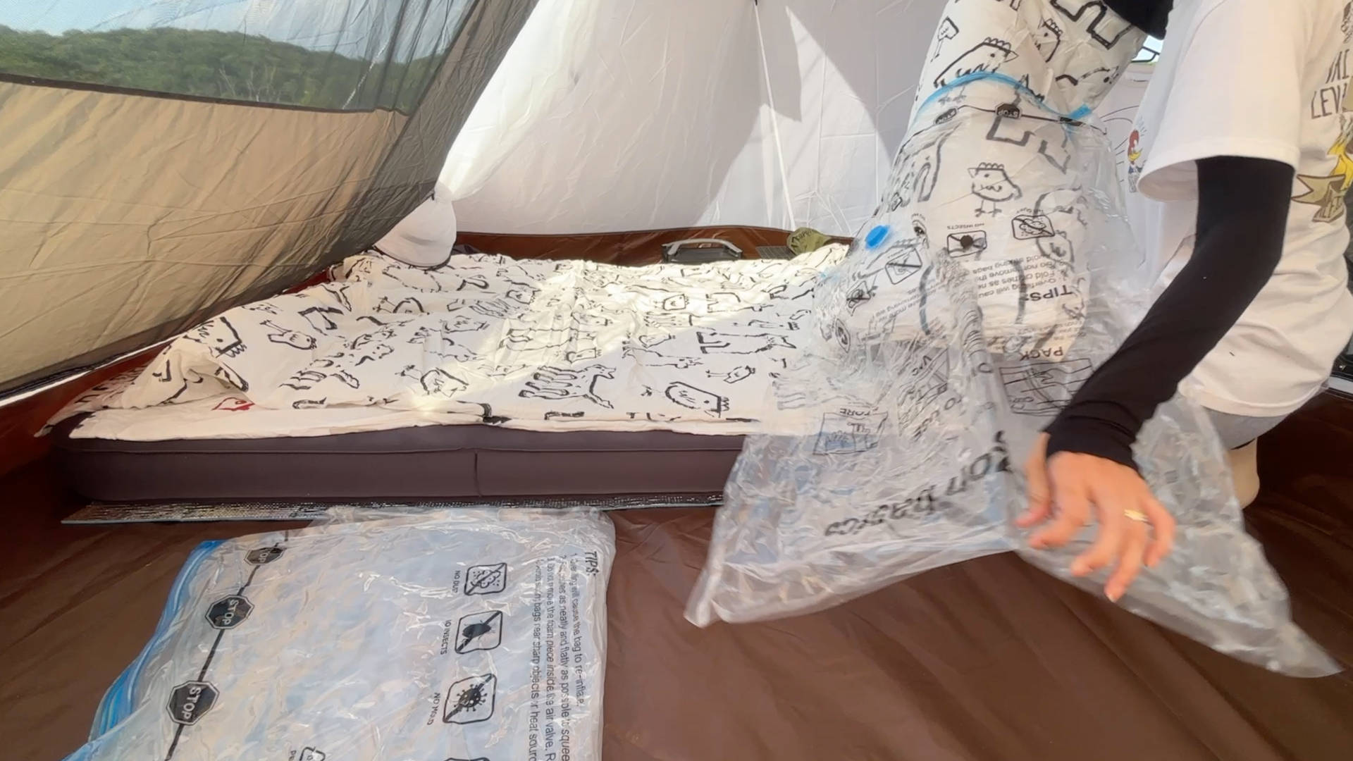 【軽バンキャンプ33】真夏の標高1,200mの高原にあるキャンプ場、荒船パノラマキャンプフィールドの区画サイトでキャンプ