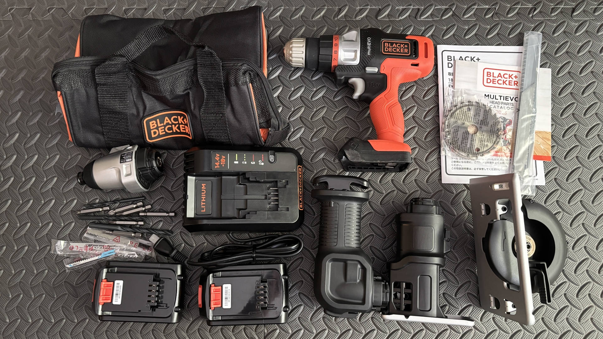 【キャンプギア】小型薪ストーブユーザー必見！市販薪をカットする最強アイテムを買ってみた