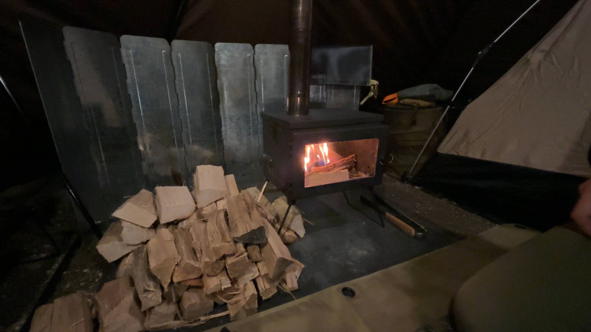 【軽バンキャンプ39】-10℃、大人気ファミリーキャンプ場だけど、全然アウェーじゃなかった!