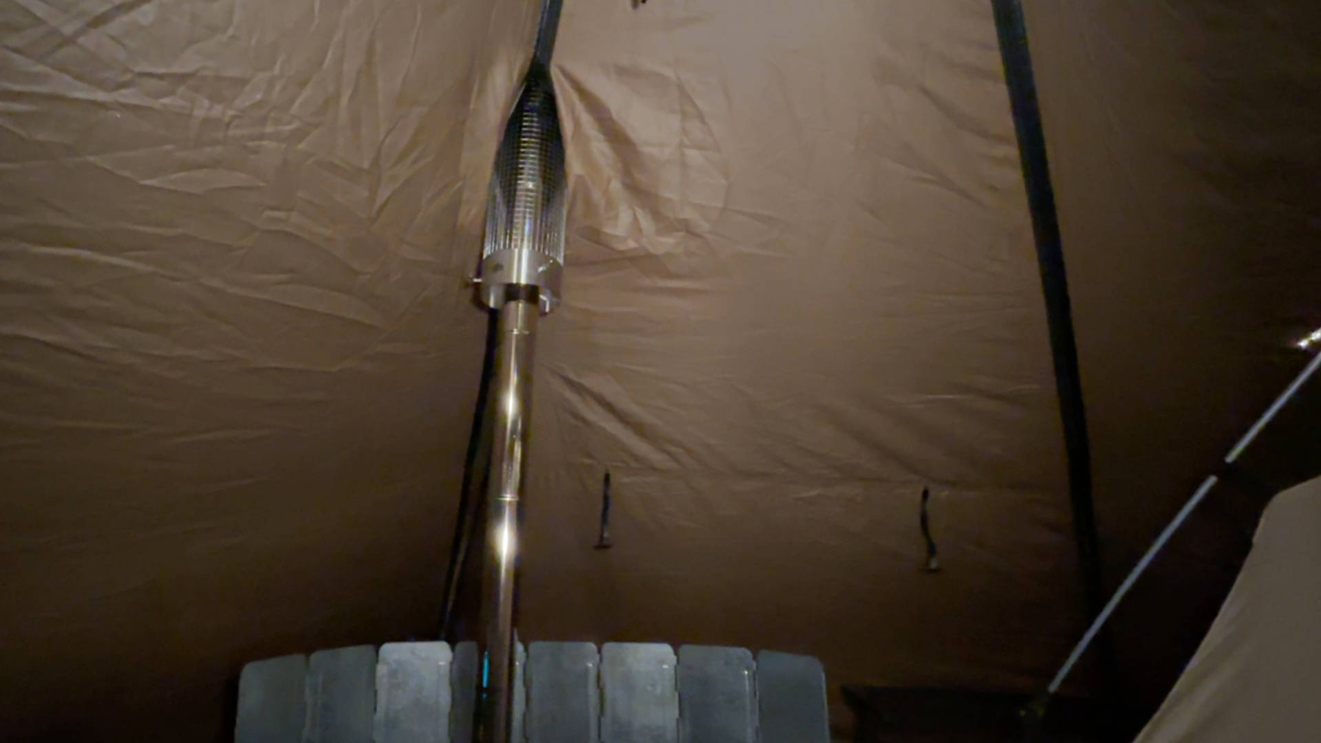 【軽バンキャンプ35】ポリエステルのテント、サバティカルMorning gloryシンセティックでMt.SUMIの薪ストーブを2日間使ってみた