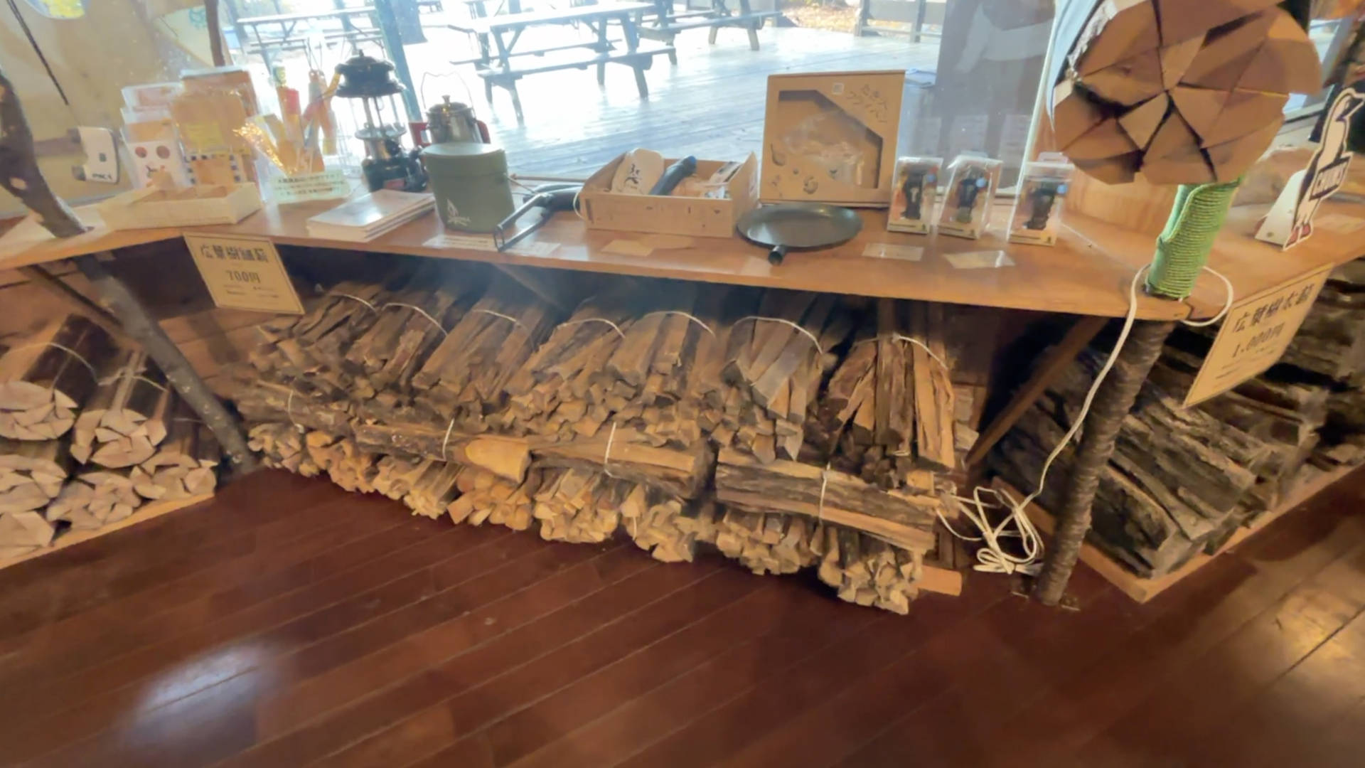 【軽バンキャンプ36】夜景と薪ストーブで最高の癒し時間