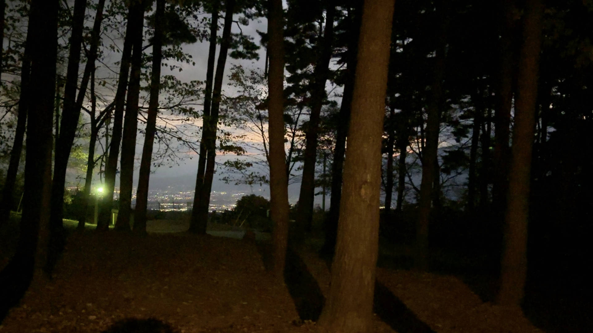 【軽バンキャンプ36】夜景と薪ストーブで最高の癒し時間