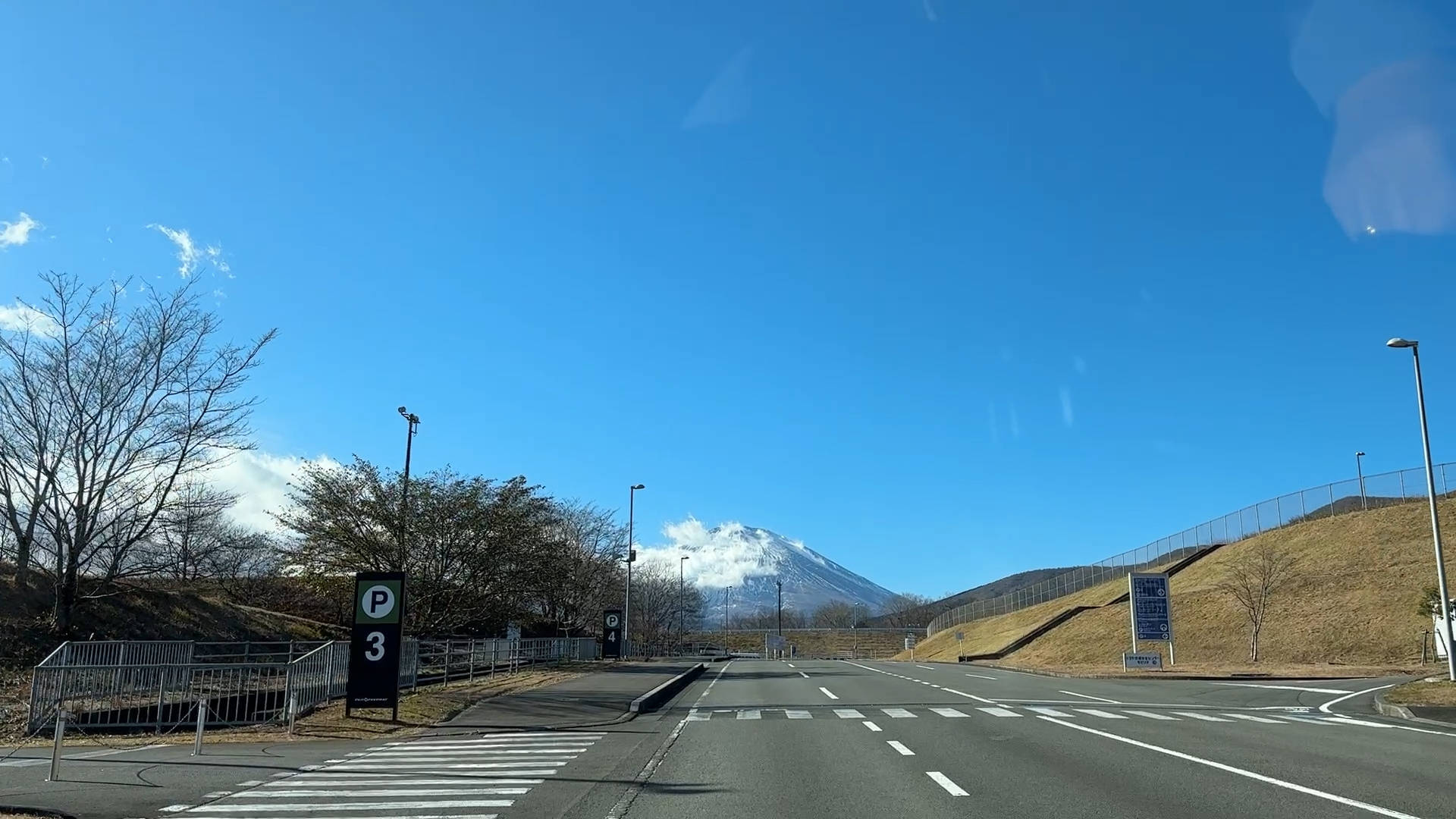 【軽バンキャンプ38】昼は爆音、夜は静寂。富士スピードウェイで2泊キャンプしてみた