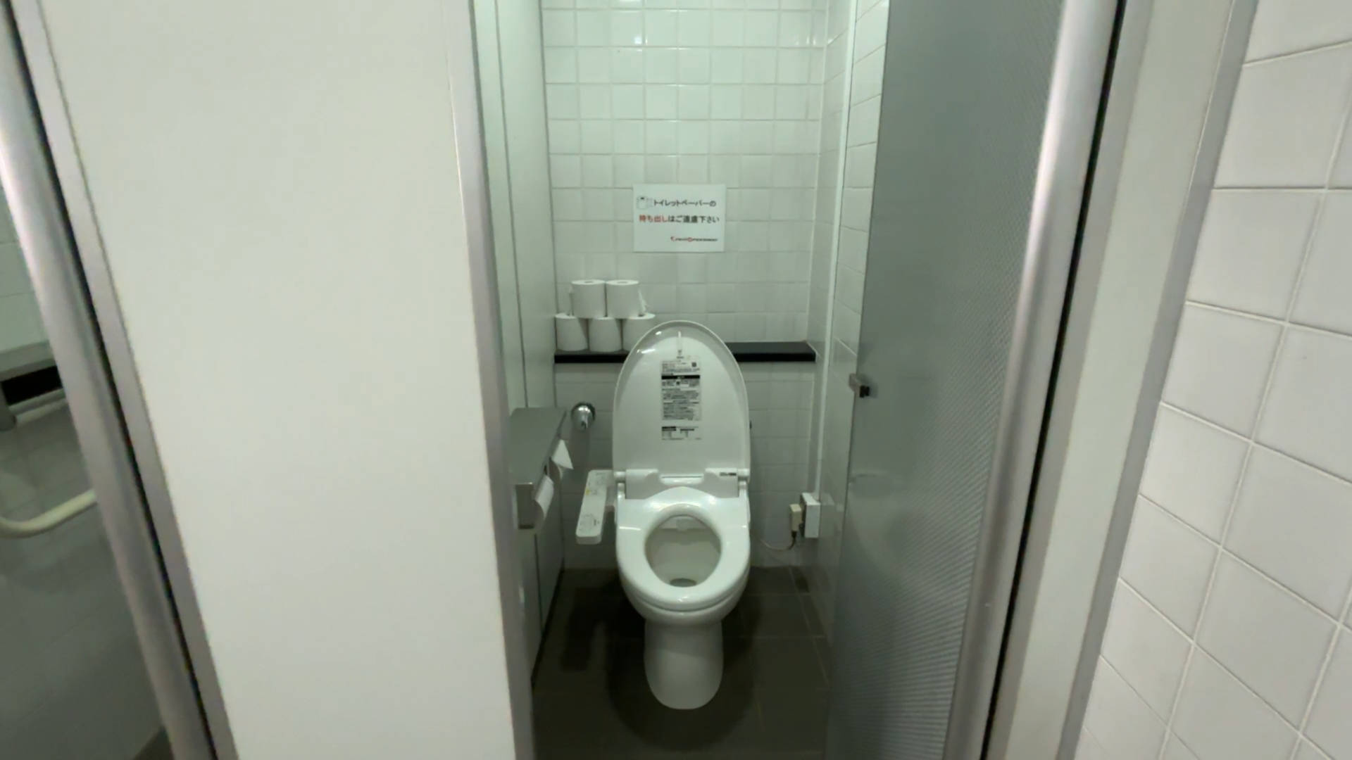 【軽バンキャンプ38】昼は爆音、夜は静寂。富士スピードウェイで2泊キャンプしてみた