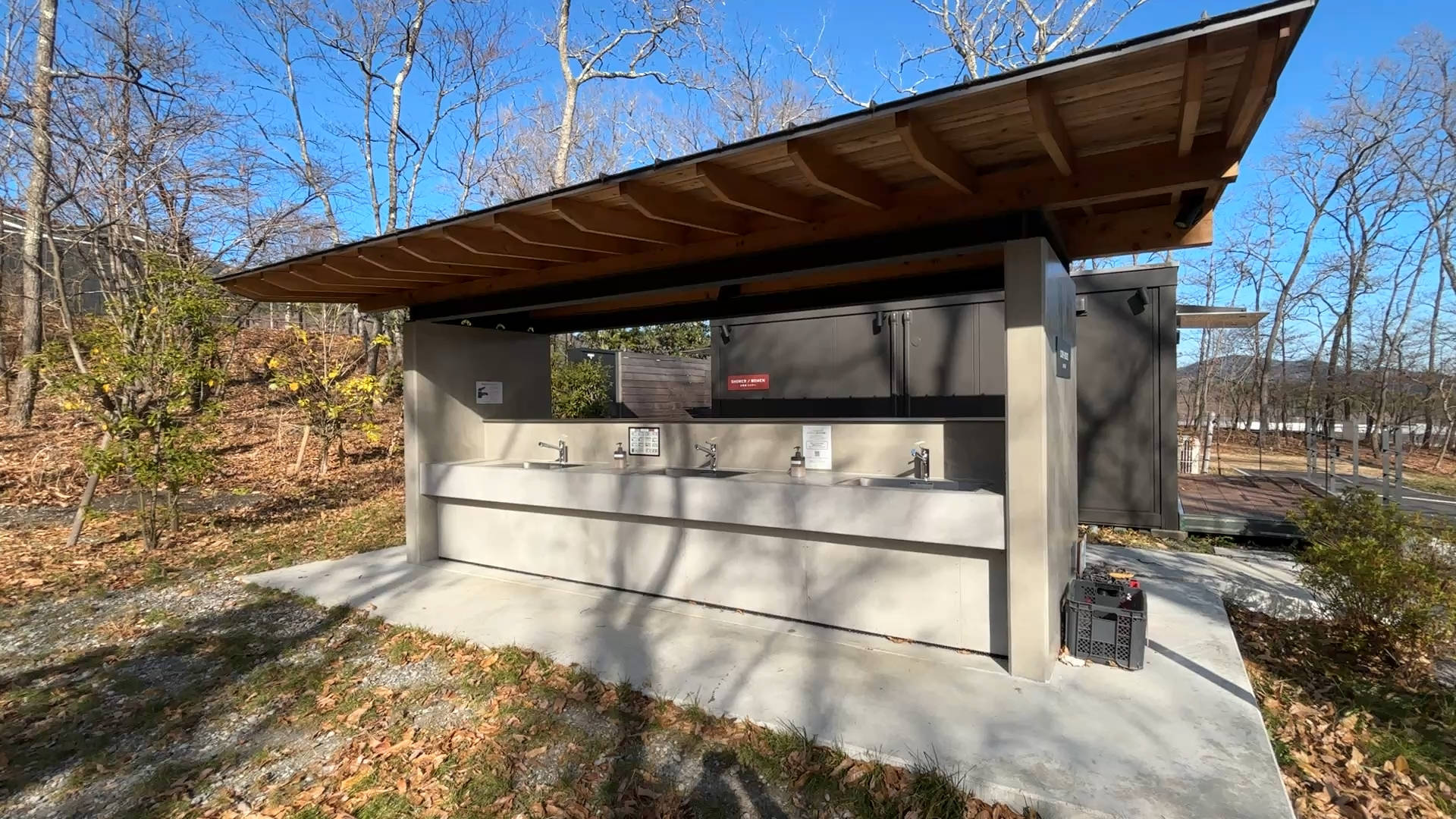 【軽バンキャンプ38】昼は爆音、夜は静寂。富士スピードウェイで2泊キャンプしてみた