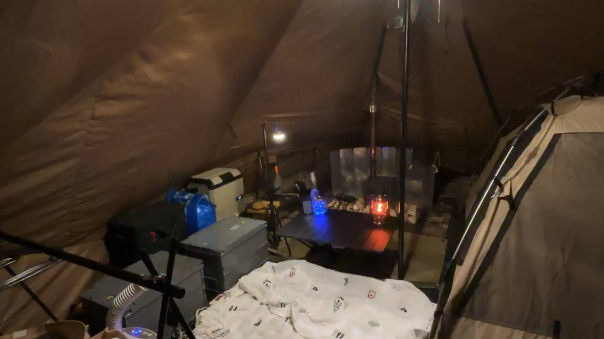 【軽バンキャンプ38】昼は爆音、夜は静寂。富士スピードウェイで2泊キャンプしてみた