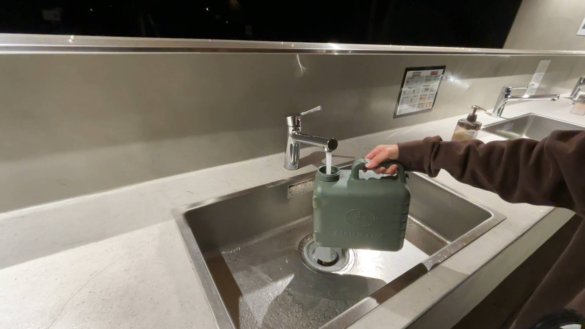 【軽バンキャンプ38】昼は爆音、夜は静寂。富士スピードウェイで2泊キャンプしてみた