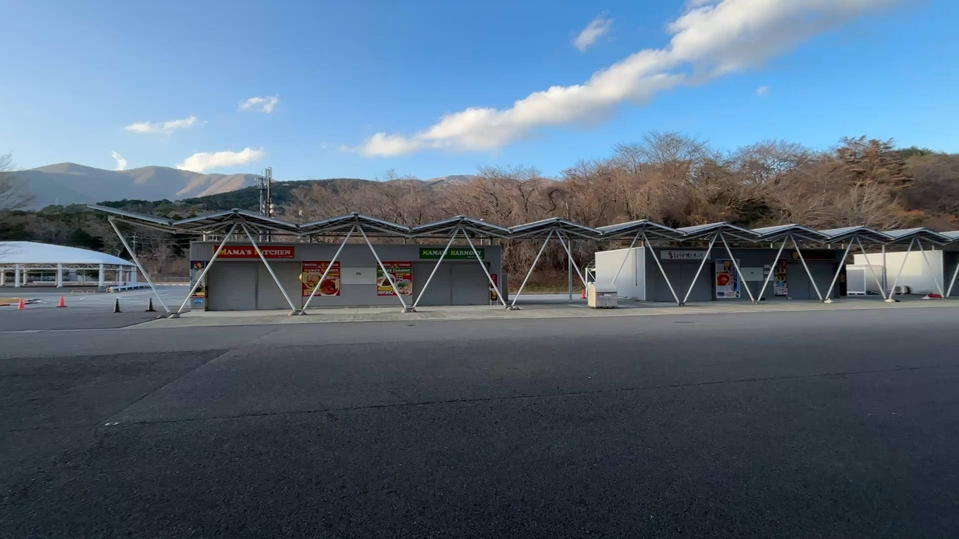 【軽バンキャンプ38】昼は爆音、夜は静寂。富士スピードウェイで2泊キャンプしてみた