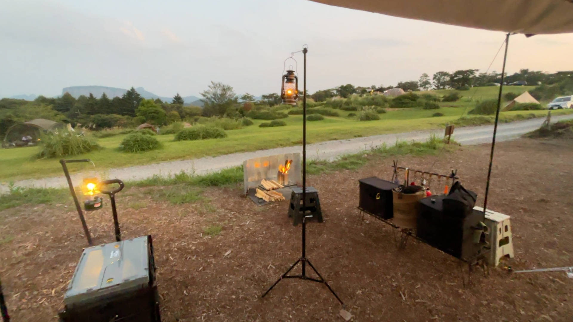 【キャンプギア】S’moreアルミランタンスタンド