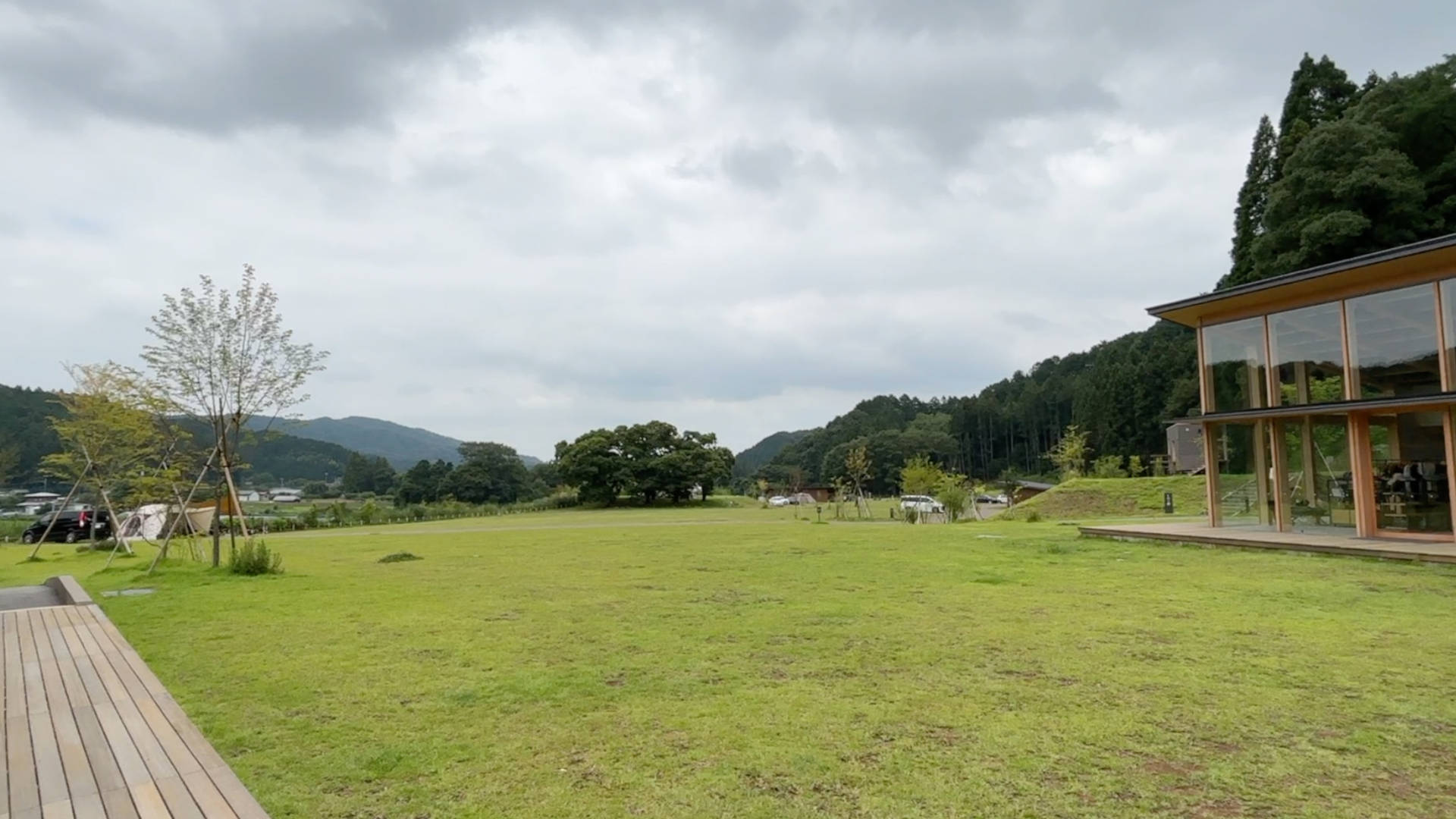 【軽バンキャンプ32】台風接近中のスノーピーク鹿沼キャンプフィールド&スパでキャンプ