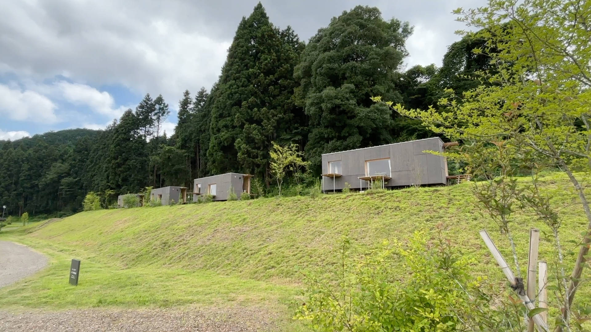 【軽バンキャンプ32】台風接近中のスノーピーク鹿沼キャンプフィールド&スパでキャンプ