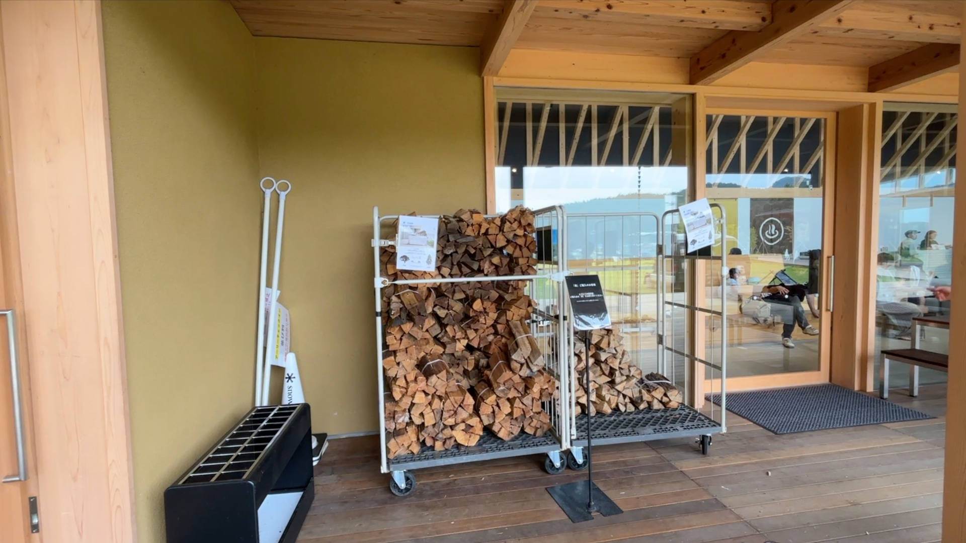 【軽バンキャンプ32】台風接近中のスノーピーク鹿沼キャンプフィールド&スパでキャンプ