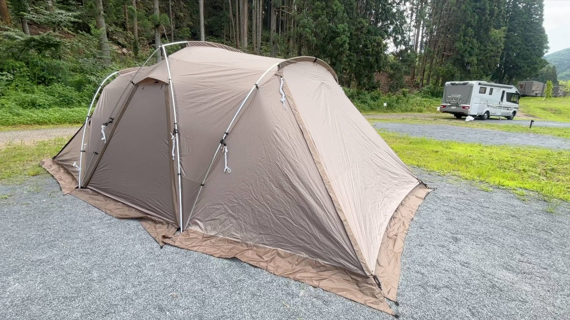 【軽バンキャンプ32】台風接近中のスノーピーク鹿沼キャンプフィールド&スパでキャンプ