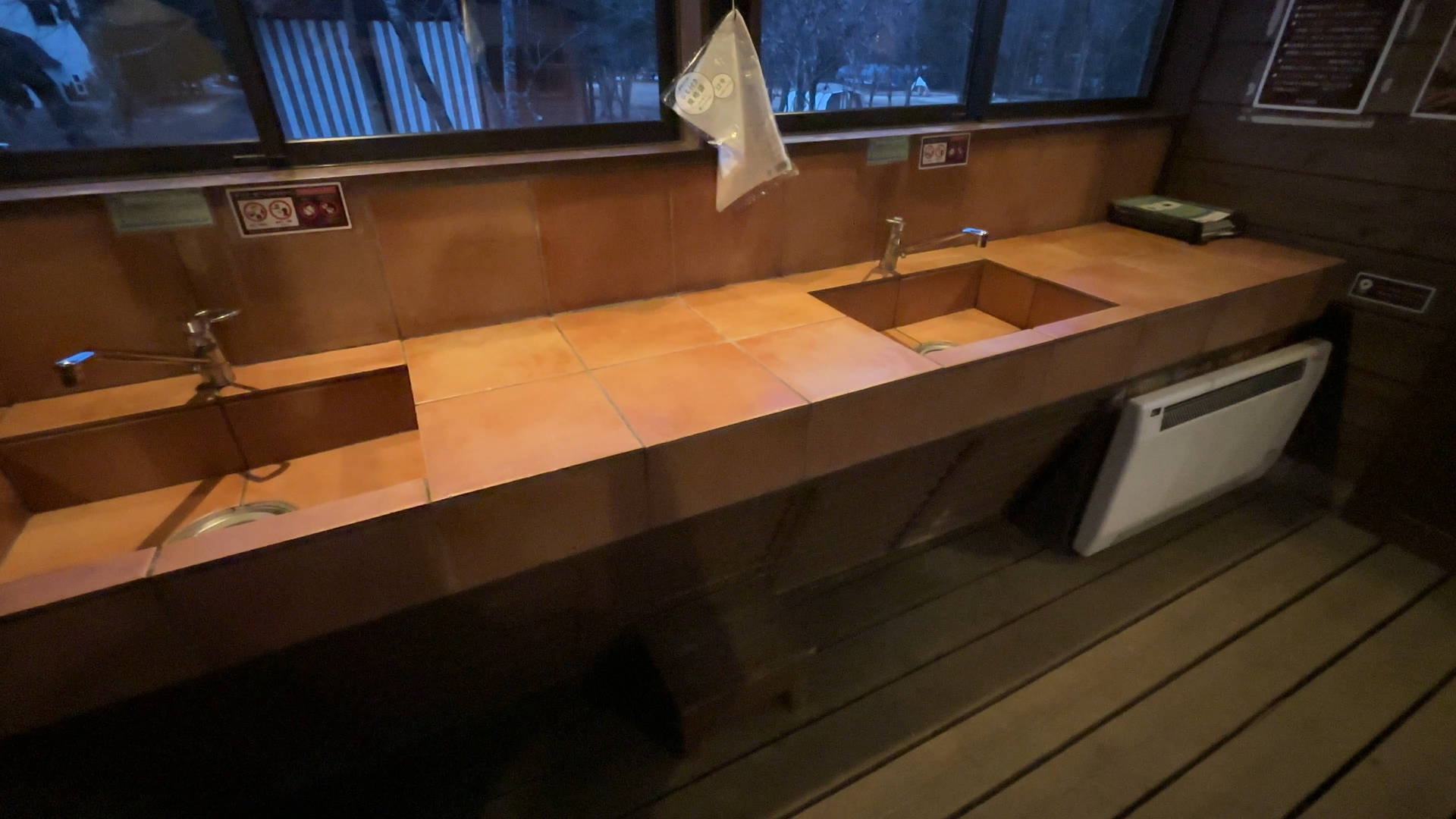 【軽バンキャンプ40】-12℃の北軽井沢で薪ストぬくぬくおこもりキャンプ