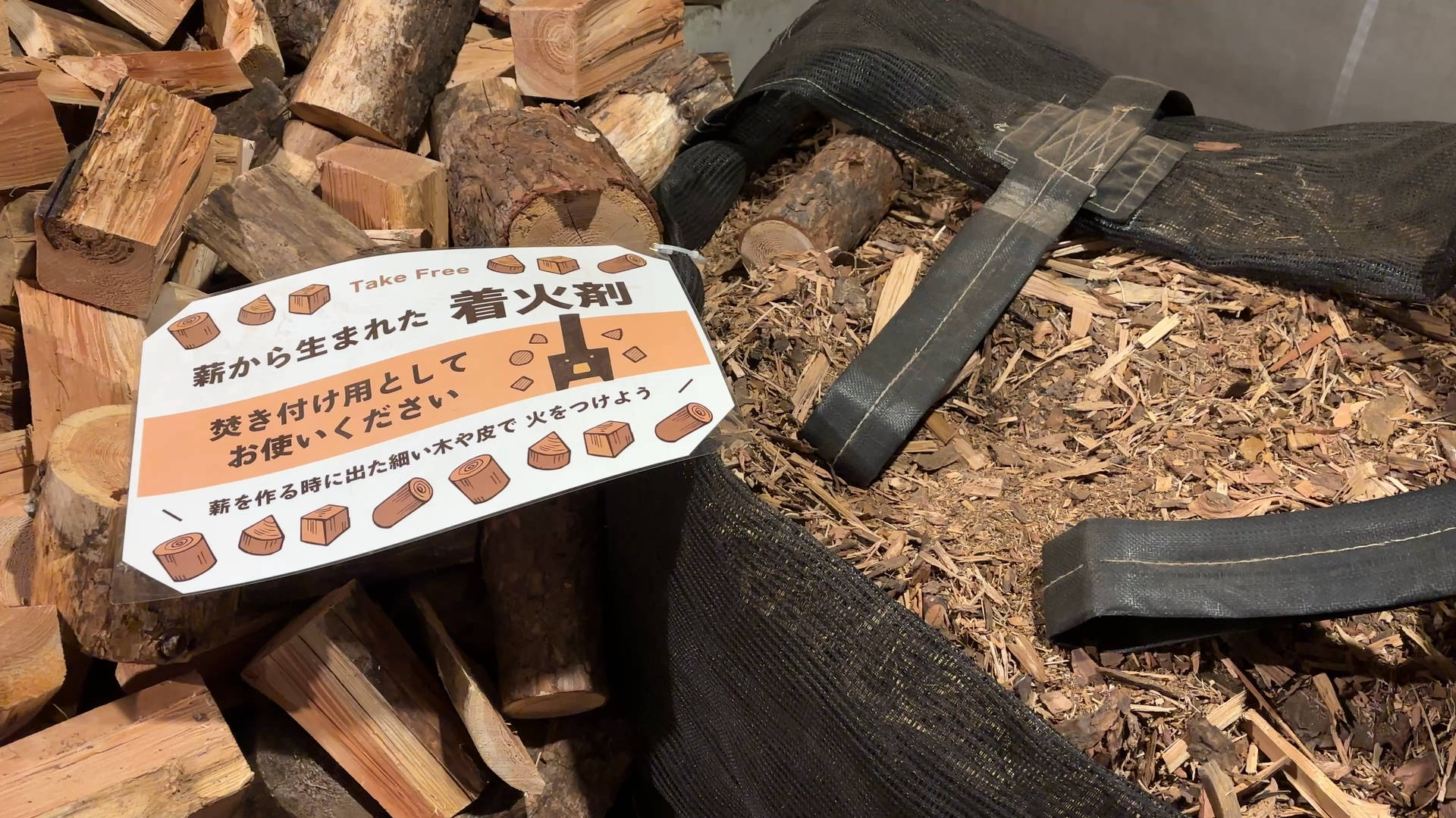 【軽バンキャンプ40】-12℃の北軽井沢で薪ストぬくぬくおこもりキャンプ